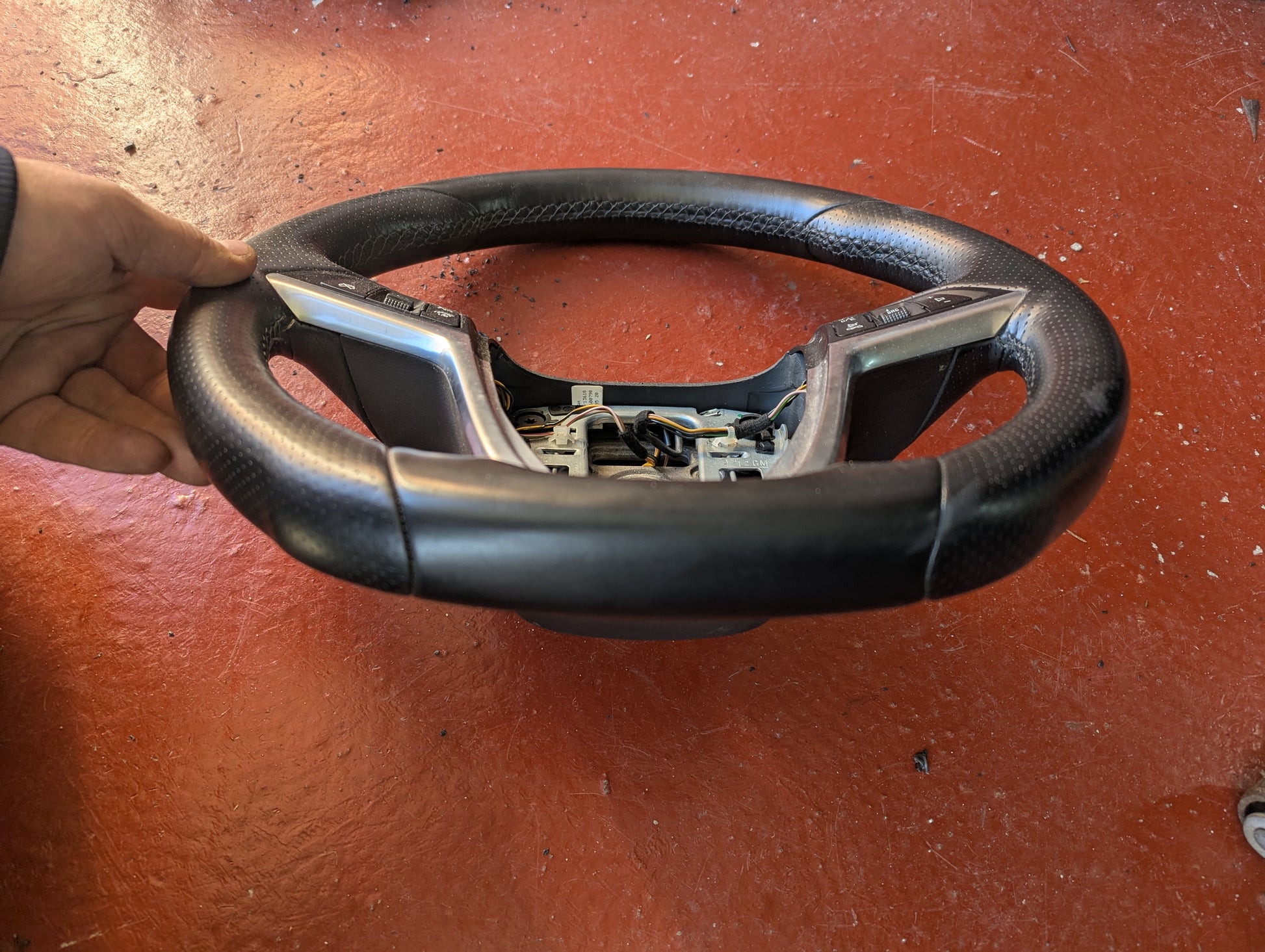 Cascada Flat Bottom Steering Wheel