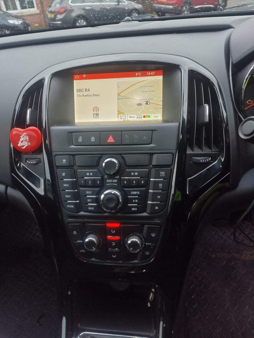 Navi650 Retrofit with Touch Screen & Reverse Camera