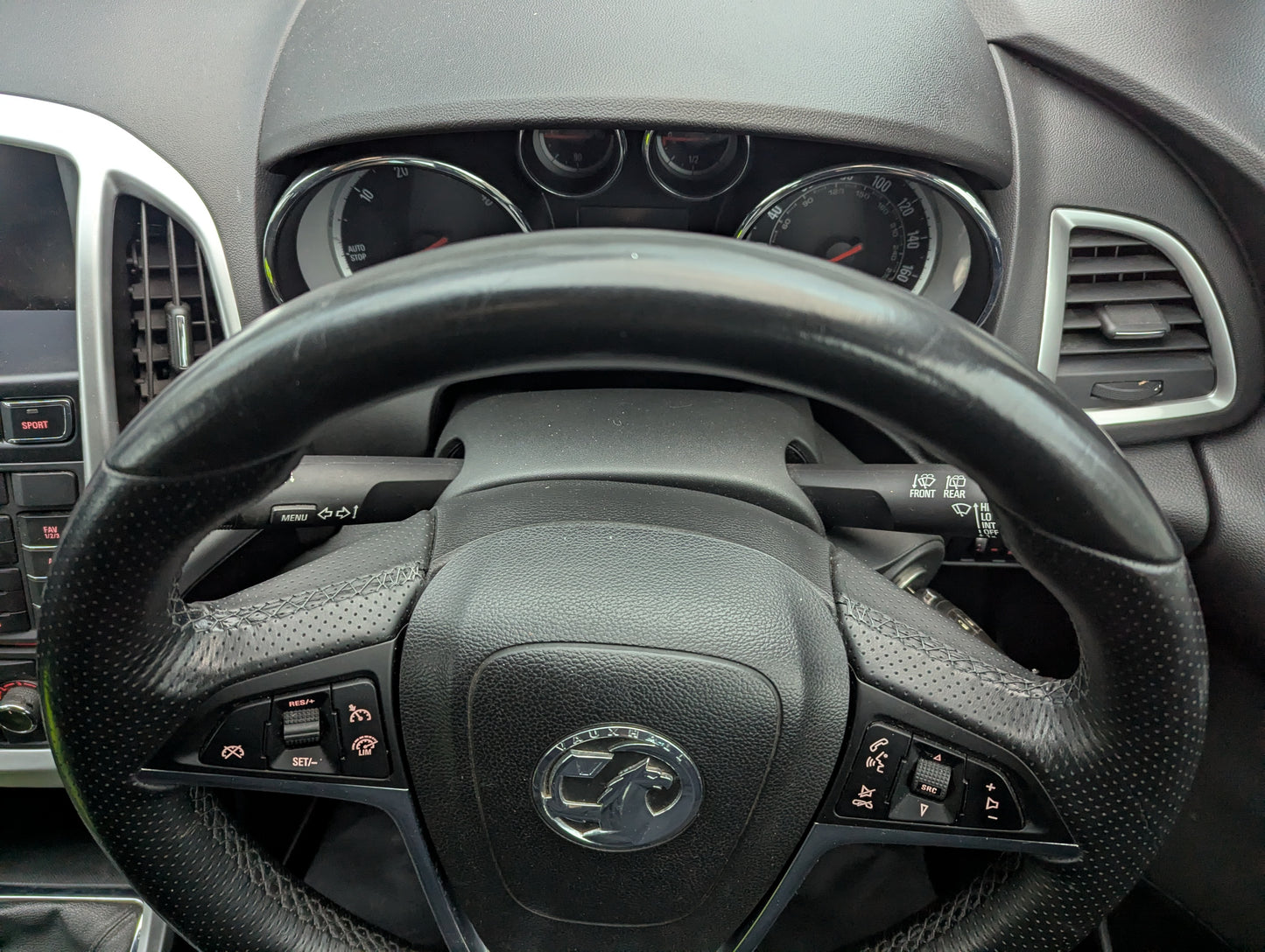 Vauxhall Astra J BiTurbo or Cascada Steering Wheel