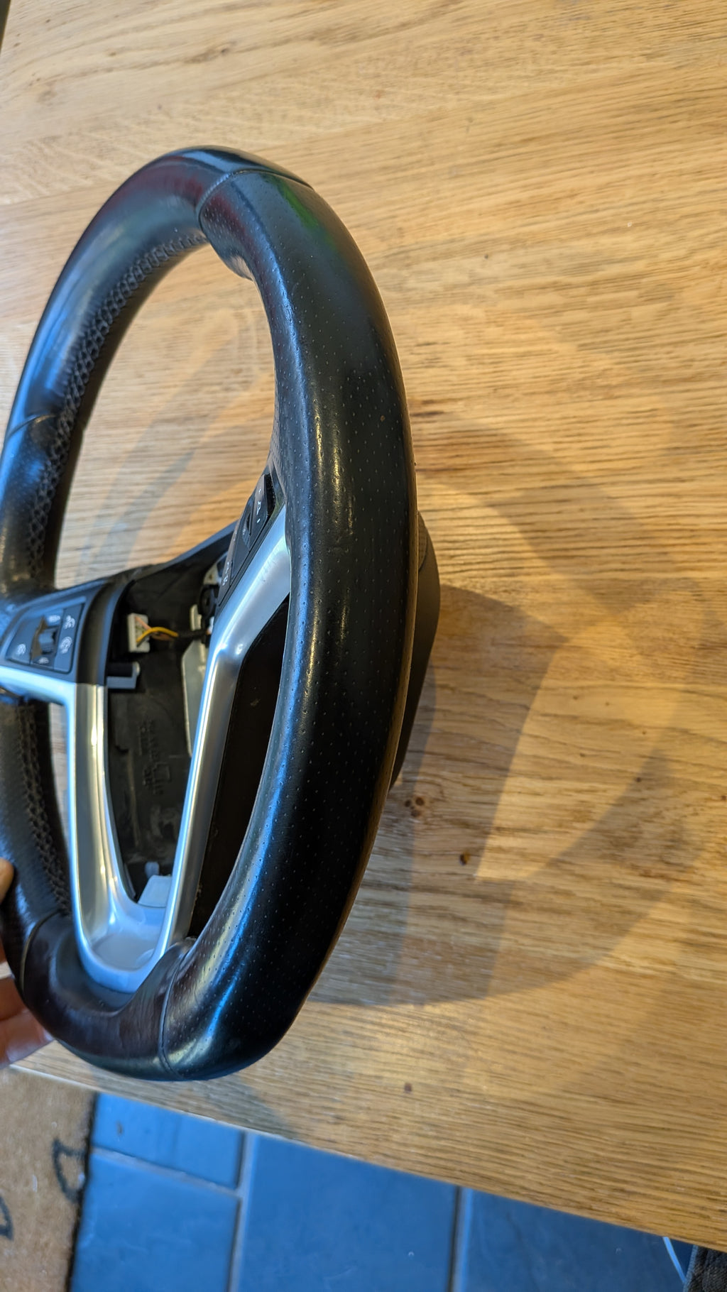 Cascada Flat Bottom Steering Wheel