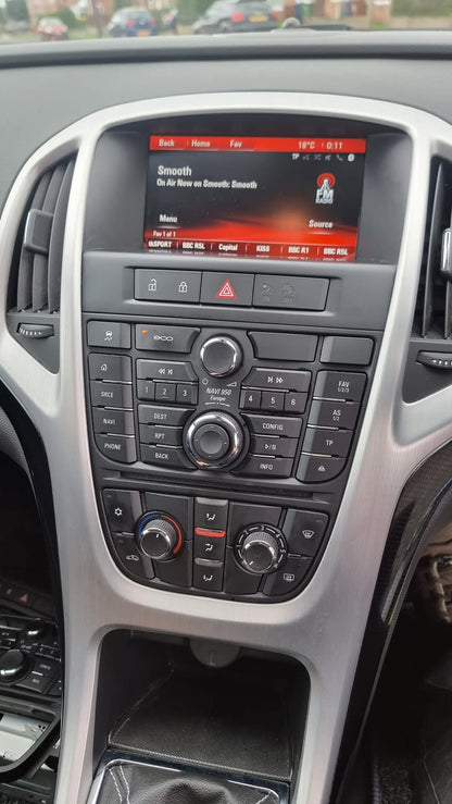 Navi950 Retrofit with Touch Screen & Reverse Camera