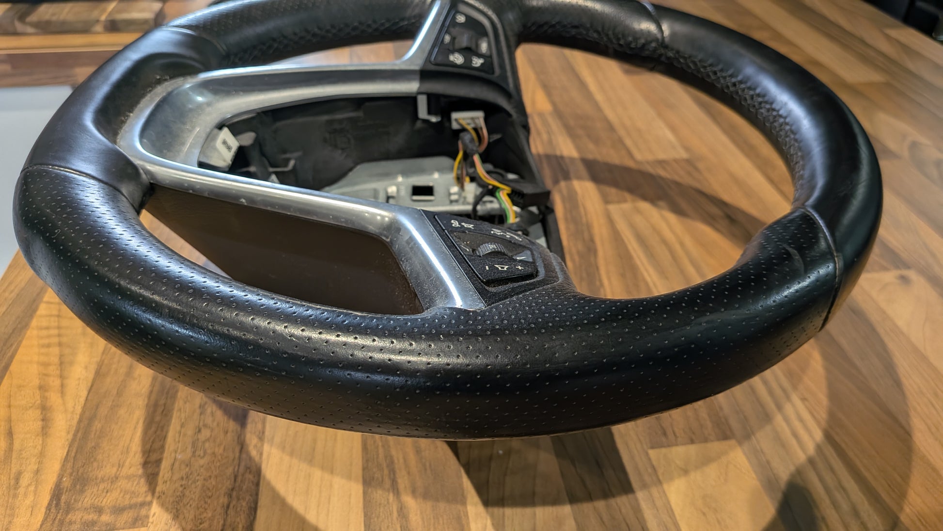 Astra J Flat Bottom Genuine BiTurbo Steering Wheel